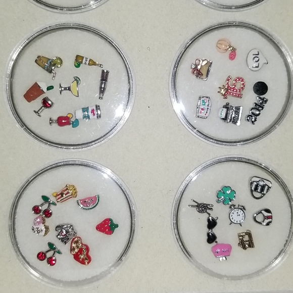 Locket Charms - Picture 11 of 14